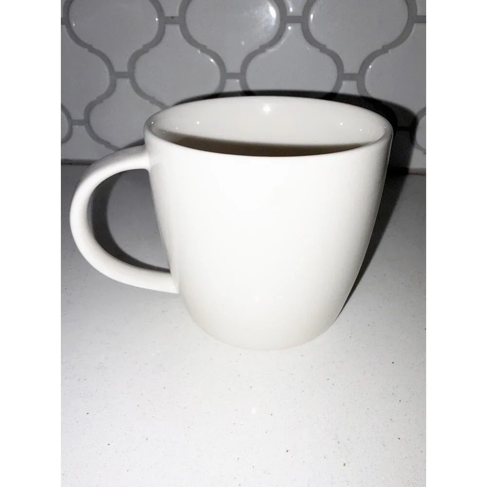 Starbucks 2016 Green Mermaid Logo Coffee Cup Mug White 14 oz Large